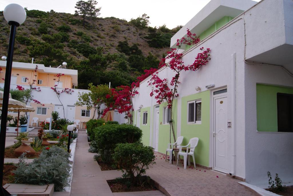 Venezia Bungalows Karpathos Bagian luar foto