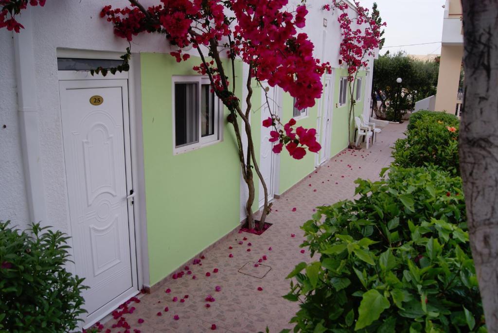 Venezia Bungalows Karpathos Bagian luar foto