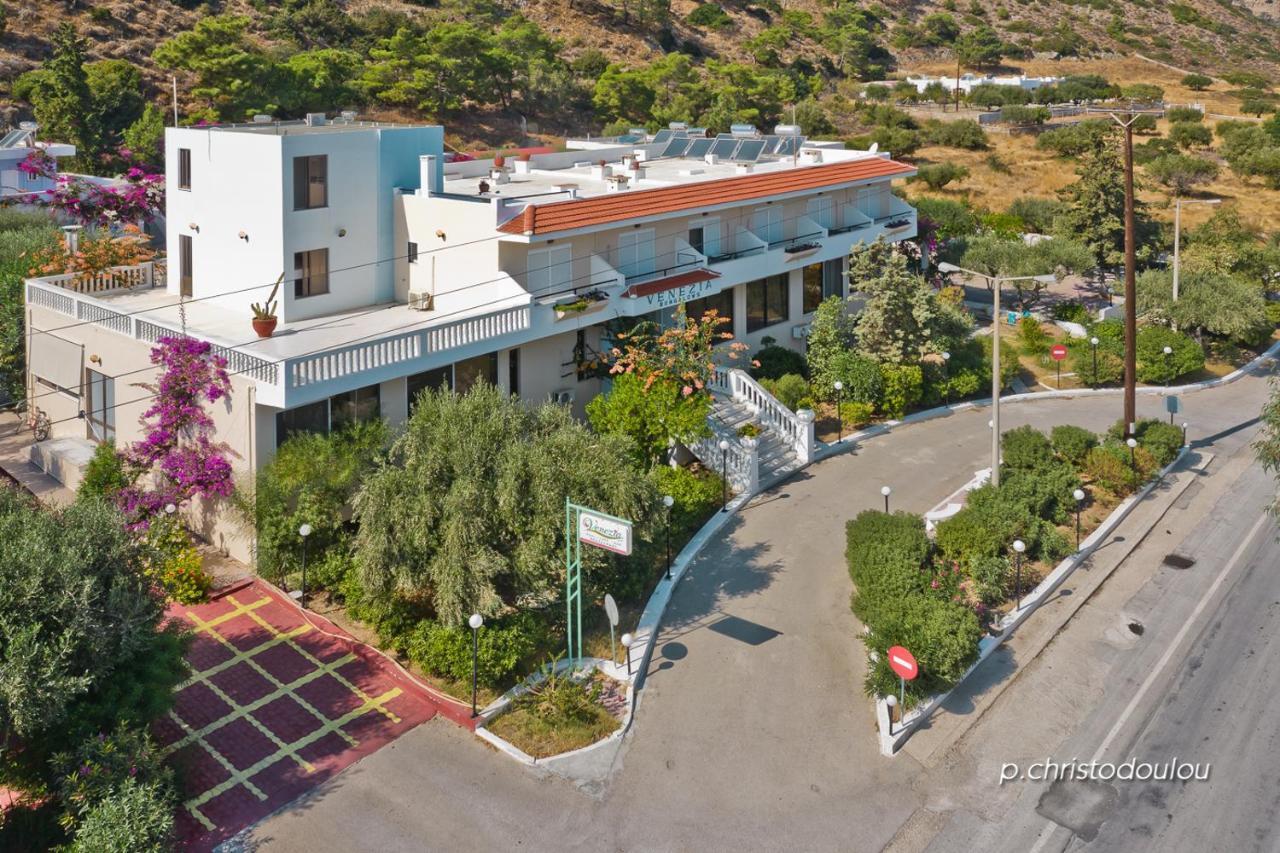 Venezia Bungalows Karpathos Bagian luar foto